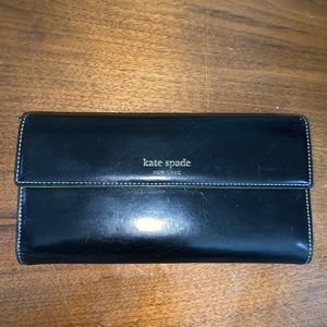 Soft Leather Kate Spade ♠️ Medium Wallet